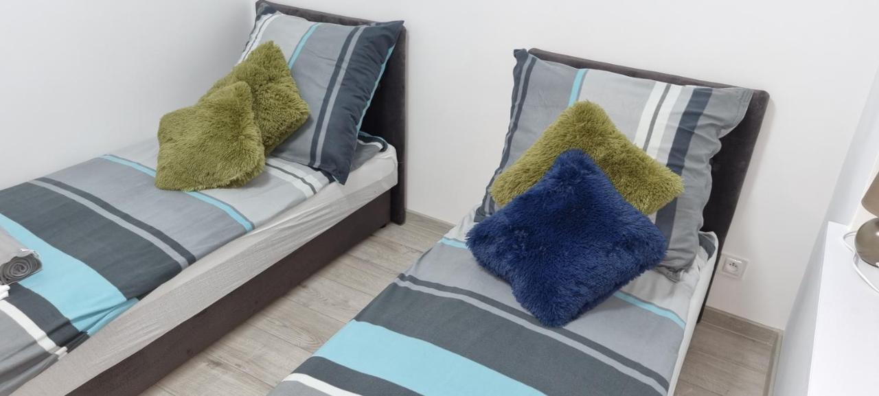 Apartament Unibal שצ'צ'ינק מראה חיצוני תמונה